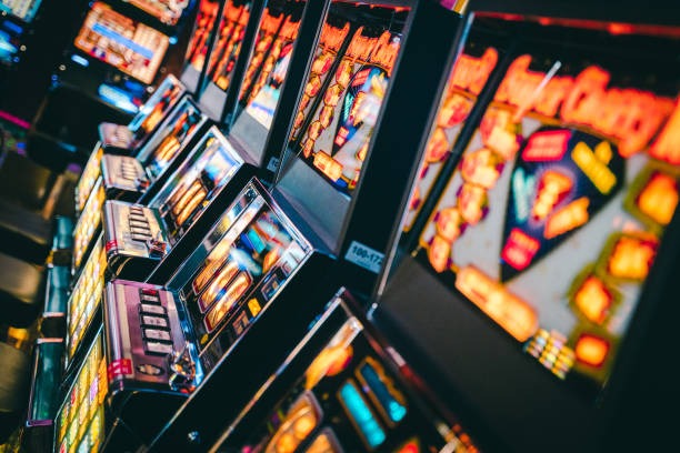 Live football streaming and betting interface on motor138